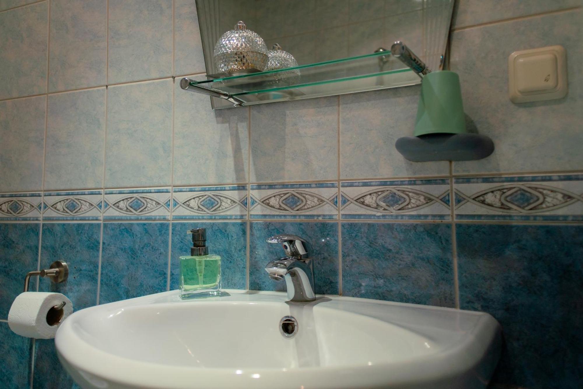 Romeo Family Apartments Tallinn Ngoại thất bức ảnh